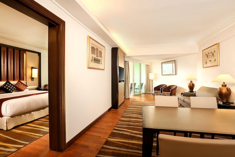 Parkroyal Yangon Exterior photo